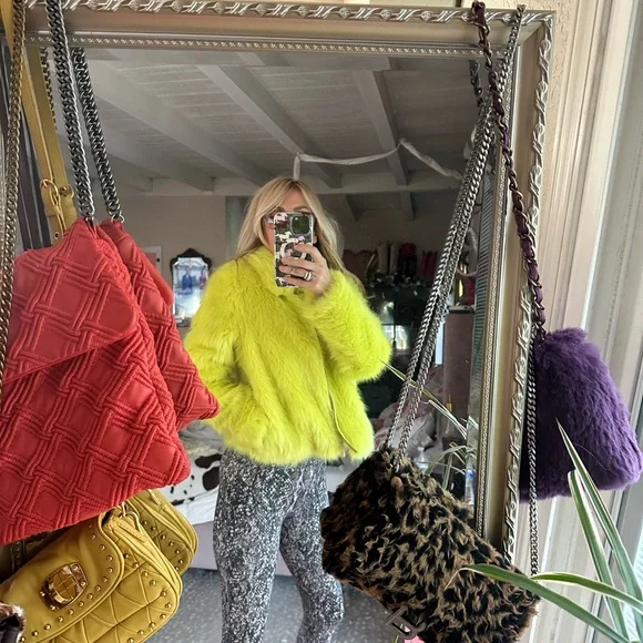 Guess neon green Faux fur coat size small - Picture 11 of 11